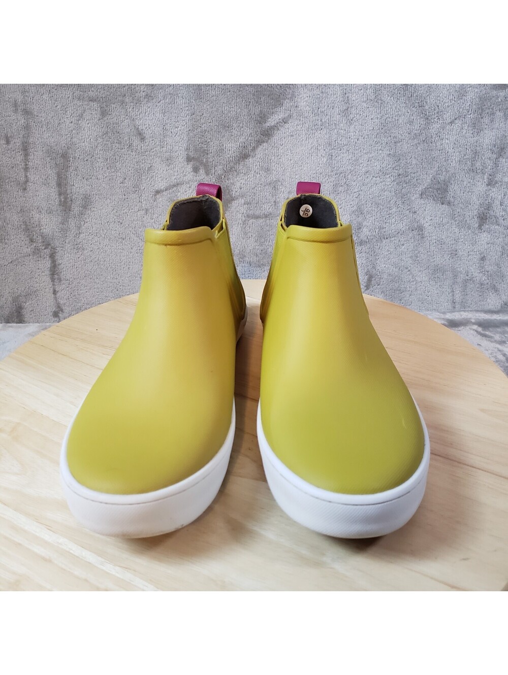 Bogs Chartreuse Chelsea Ankle Rain Boots Slip-On Round Toe Rubber Women’s Size 7 - Picture 5 of 9